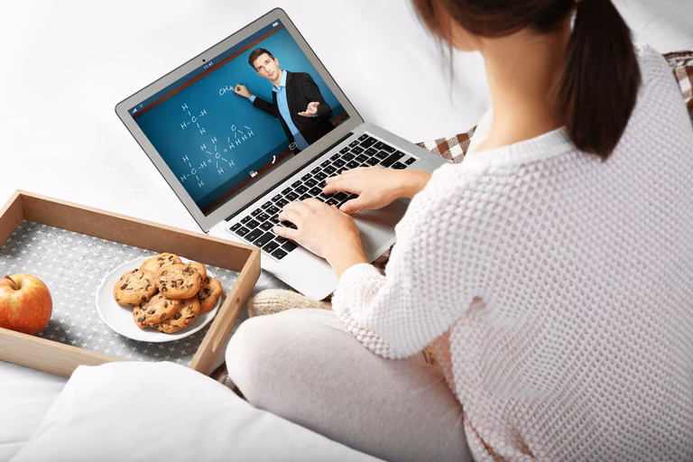Lekcje online. Ciągłe awarie i problemy