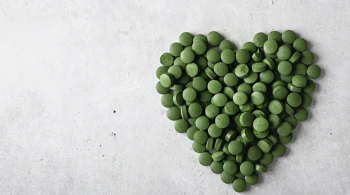 Suplementacja chlorellą od A do Z