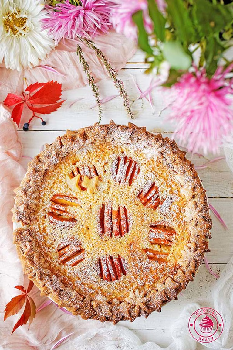 Tarta maślankowa z morelami