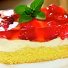 Ciasto z kremem budyniowym i malinami