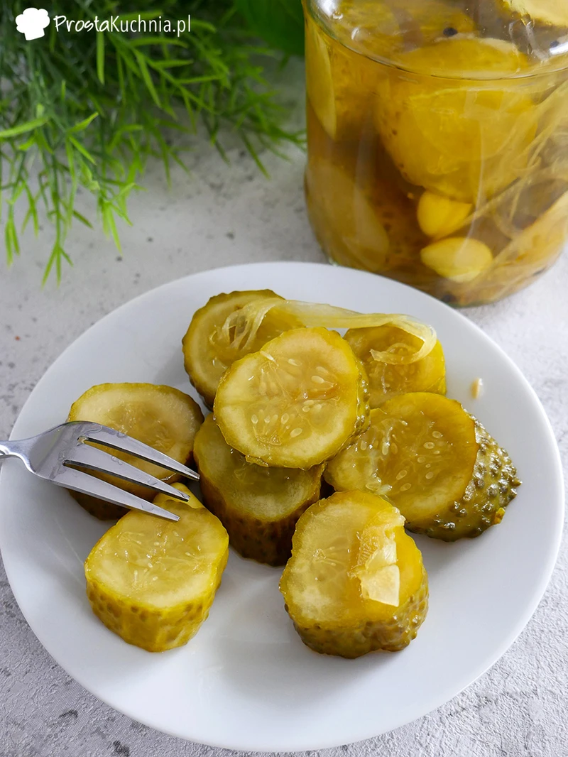 Ogórki w miodowej zalewie