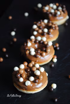 Doughnuts, donuts, czyli pieczone pączuszki z dziurką