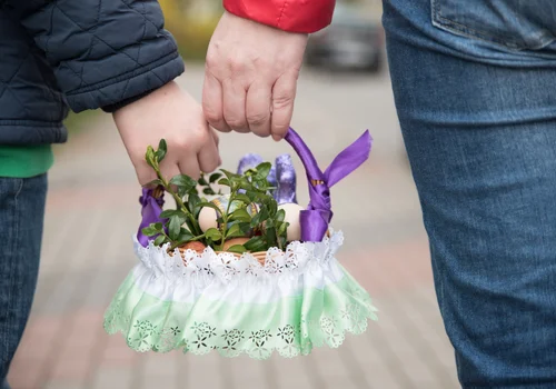 Jaka pogoda na Wielkanoc 2026? IMGW opublikowało prognozę - wiadomo, czy przyda się kurtka, czy krótki rękawek