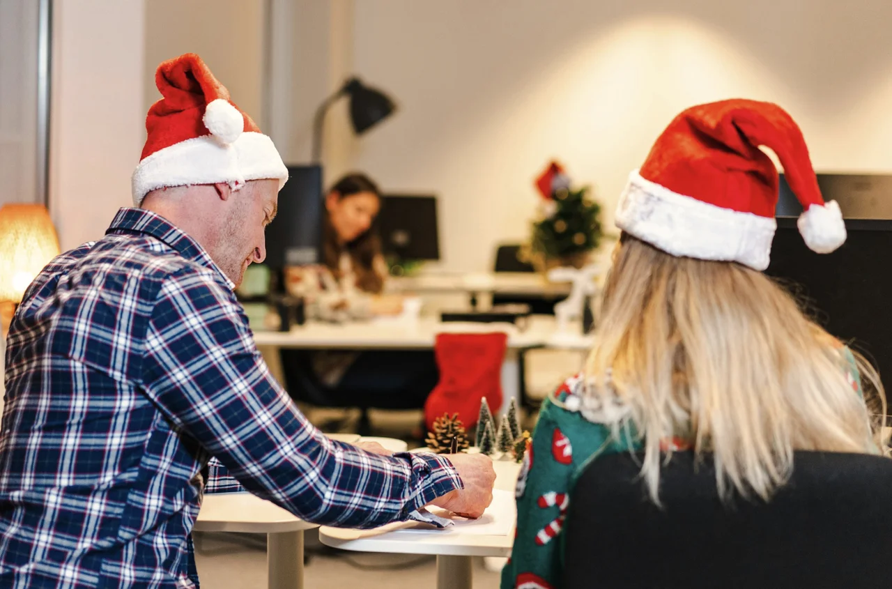 Dodatki świąteczne 2025! Tyle mogą otrzymać pracownicy na Boże Narodzenie - są 2 możliwości