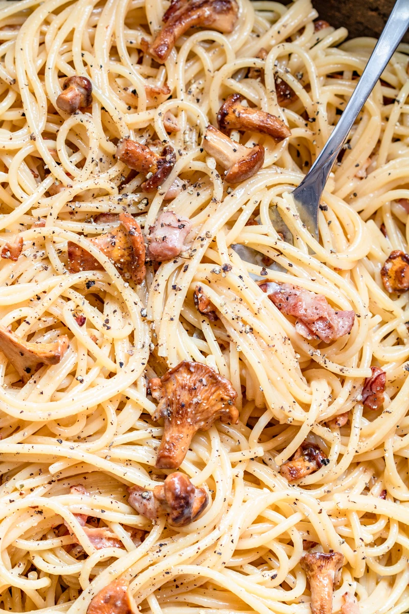 Carbonara z kurkami (6 składników)