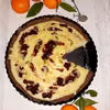 Piernikowa tarta z budyniowo-wiśniowym nadzieniem