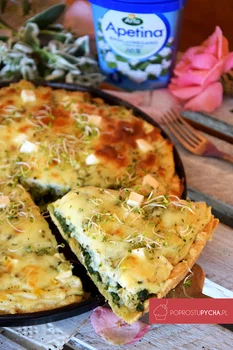 OBŁĘDNA TARTA ZE SZPINAKIEM, KURCZAKIEM I BESZAMELEM!