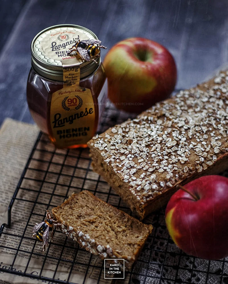 Ciasto jabłkowe z blendera – bez cukru, tłuszczu i mąki