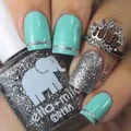 Turkusowo- srebrny manicure