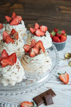 Mini pavlova z mascarpone