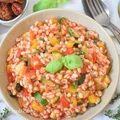 Kaszotto pomidorowe z cukinią i papryką