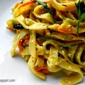 Tagliatelle z cukinią i marchwią