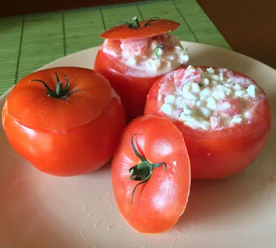Pomidory faszerowane serem pleśniowym Lazur Błękitny