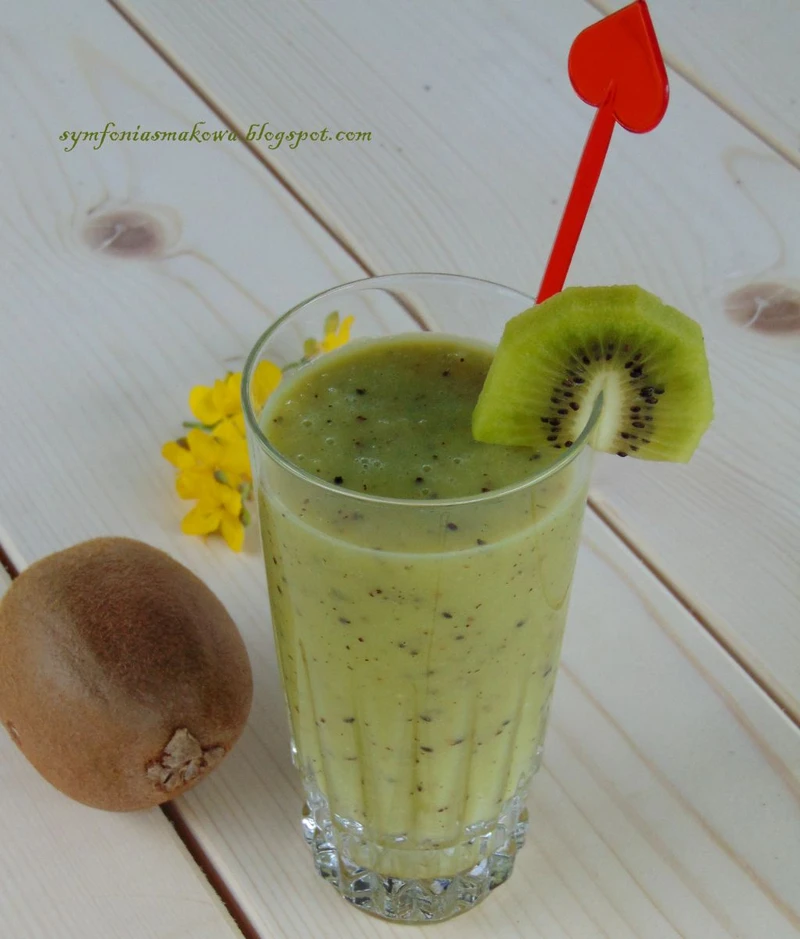 Koktajl z kiwi i banana.