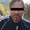 Znany reżyser z zarzutami. Miał przy sobie środki odurzające