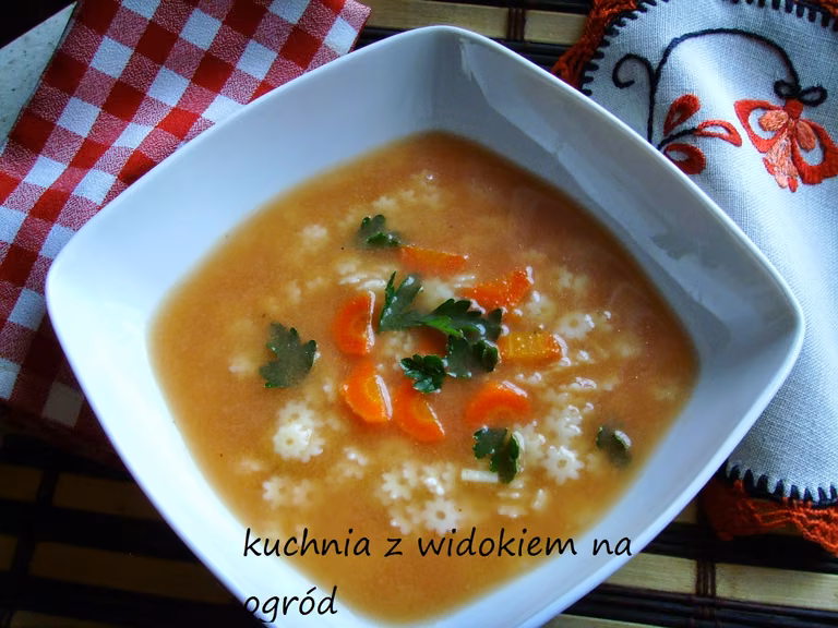 Zupa pomidorowa na rosole. Porosołowa błyskawiczna pomidorówka.