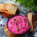 Pasta twarogowa z pieczonym burakiem