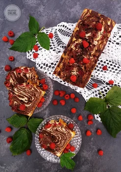 Zebra z malinami pieczona w keksówce