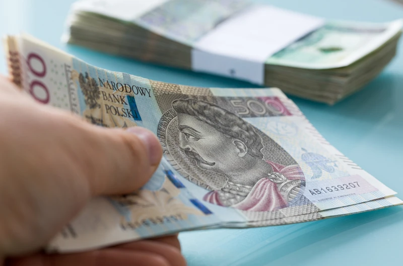 Koniec z płaceniem gotówką za remont, nieruchomość czy samochód! Rewolucja w płatnościach