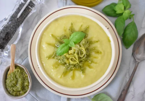 Zupa krem z pora z pesto