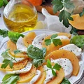Kaki i mozzarella a’la sałatka caprese