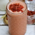 Koktajl truskawkowy z jagodami goji