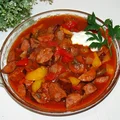 Gulasz z kiełbasy