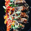 Wołowina w sosie barbecue z pieczoną papryką