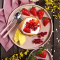Owsiane pancakes (bezglutenowe) z owocami