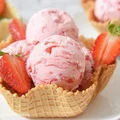 Lody truskawkowo-jogurtowe