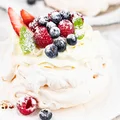 Mini pavlova