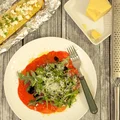 Carpaccio z polędwicy z czosnkową bagietką