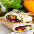 Wrap z warzywami i musztardą francuską