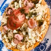 Omlet kapuściany z serem brie i łososiem wędzonym