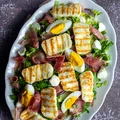 Sałatka ziemniaczana z halloumi i prosciutto