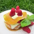 PLACUSZKI JAGLANE Z MASCARPONE I MALINAMI