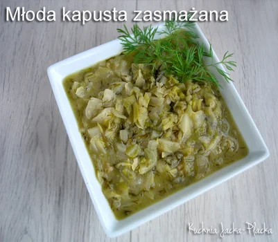 Młoda kapusta zasmażana