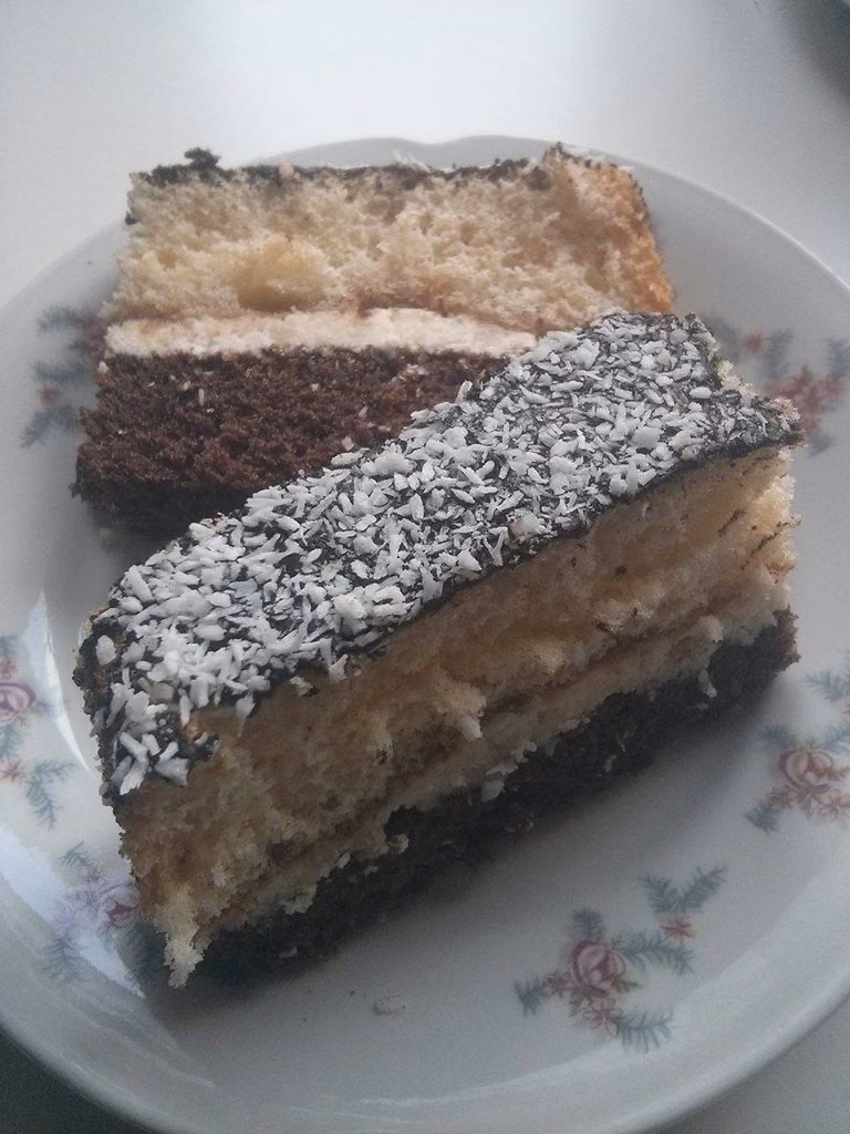 Biszkopt z masą grysikową