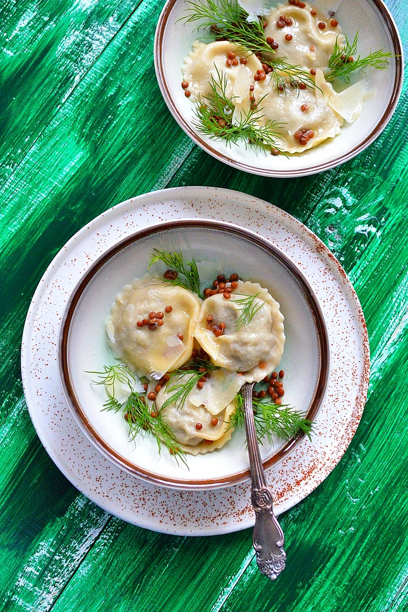RAVIOLI Z SOCZEWICĄ I PARMEZANEM!