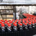 Czołowy polski producent ogranicza produkcję napojów!