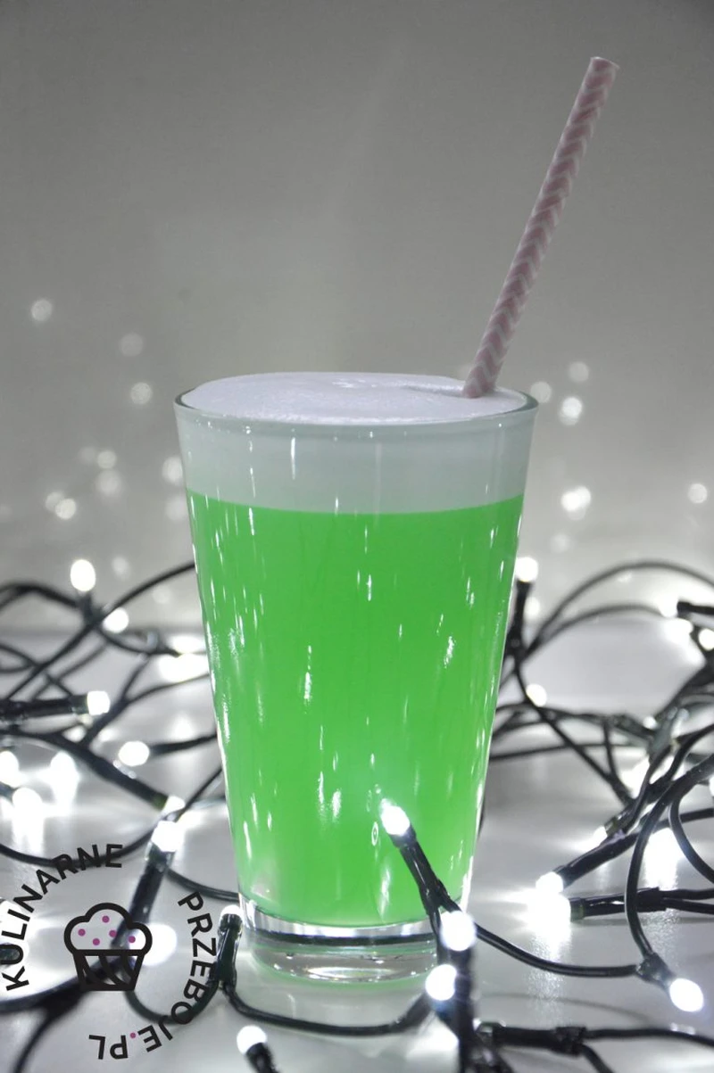 Kolejny nowy wpis - tym razem na SZALONĄ ŻABĘ! Drink Crazy Frog poleca się na Sylwestra! <3