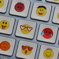 Światowy Dzień Emoji: Historia i Znaczenie Małych Ikon w Naszej Komunikacji