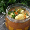 Zupa jarzynowa z curry i mleczkiem kokosowym