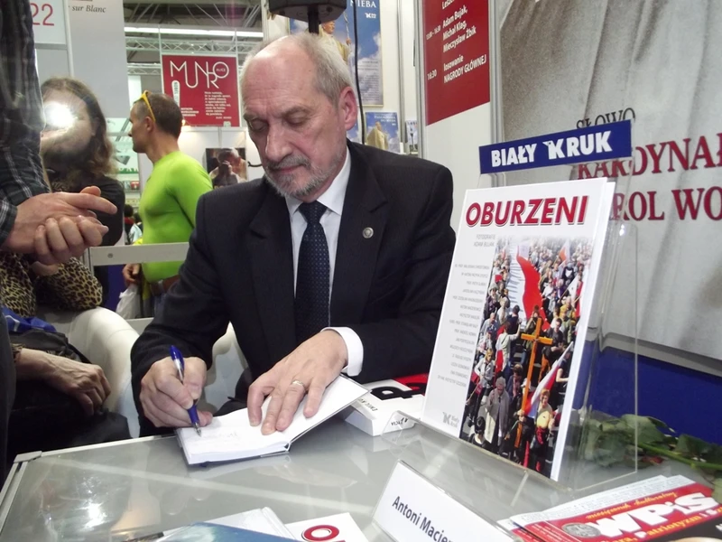 Antoni Macierewicz straci immunitet? Komisja sejmowa już podjęła decyzję!