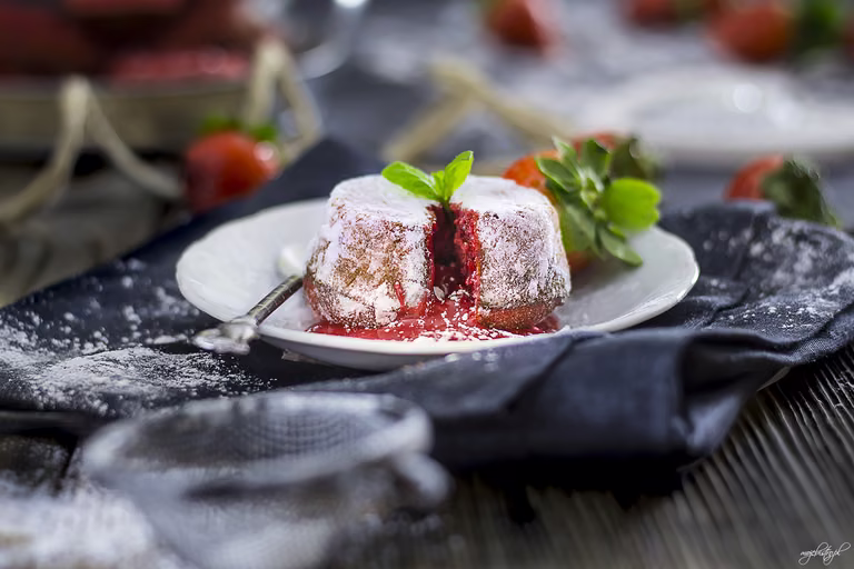 Walentynkowy deser Red Velvet Lava