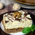Biszkopt z masą kokosowo-orzechową