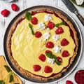 Tarta z cytrynowym kremem tofu z musem malinowym - wegański mazurek