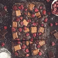 Brownie z malinami
