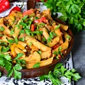 Jednogarnkowy kociołek warzywny z makaronem penne