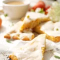 Scones z brzoskwiniami